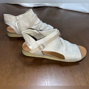 Blowfish Malibu Women's Boxie heeled sandals.